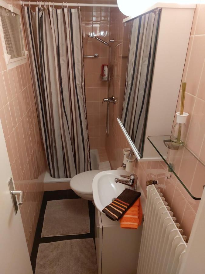 Joli Studio Avec Terrasse Et Vue Exclusivement Pour Non Fumeurs Belmont-sur-Lausanne Ngoại thất bức ảnh
